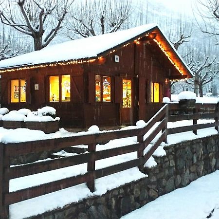 Bungalows Nou Camping La Guingueta D'Aneu Eksteriør bilde