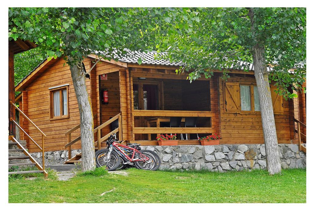 Bungalows Nou Camping La Guingueta D'Aneu Rom bilde