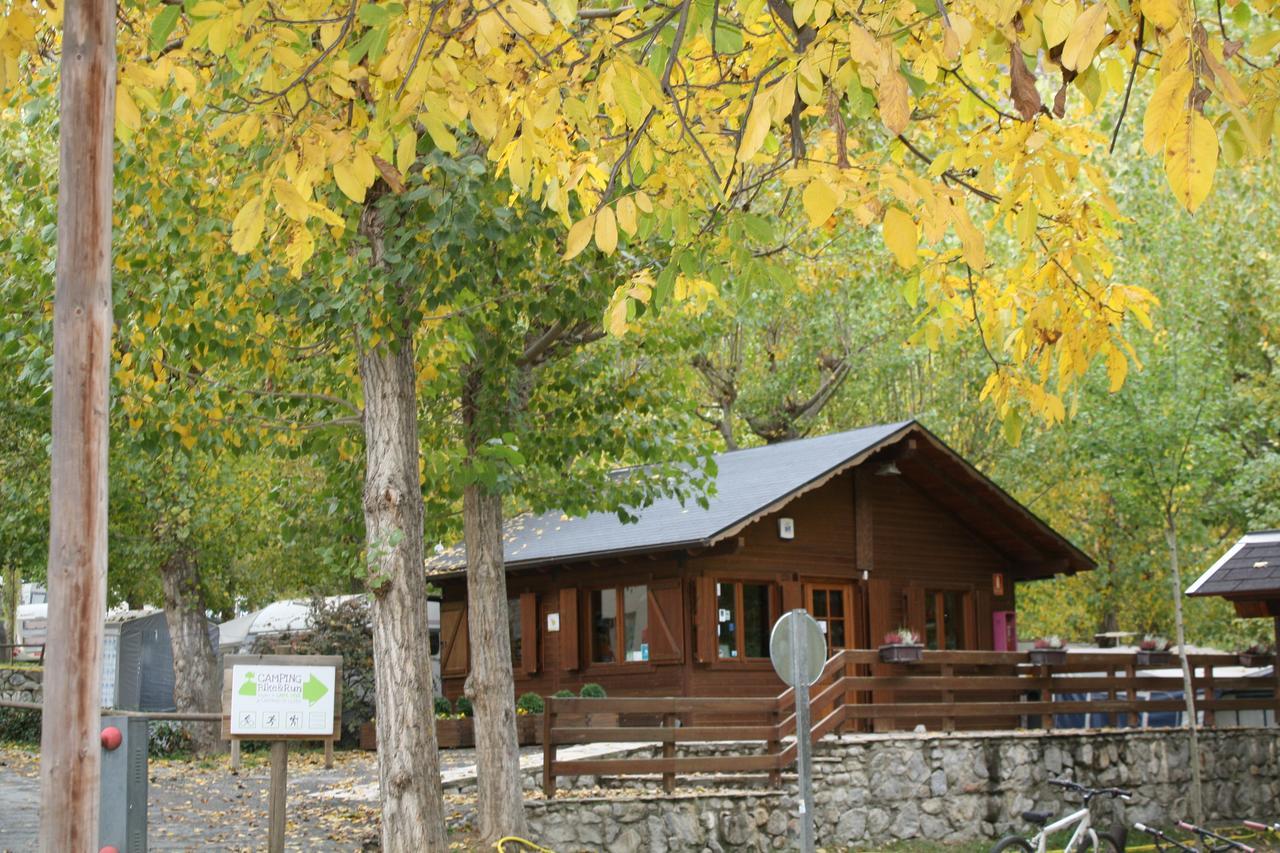 Bungalows Nou Camping La Guingueta D'Aneu Eksteriør bilde