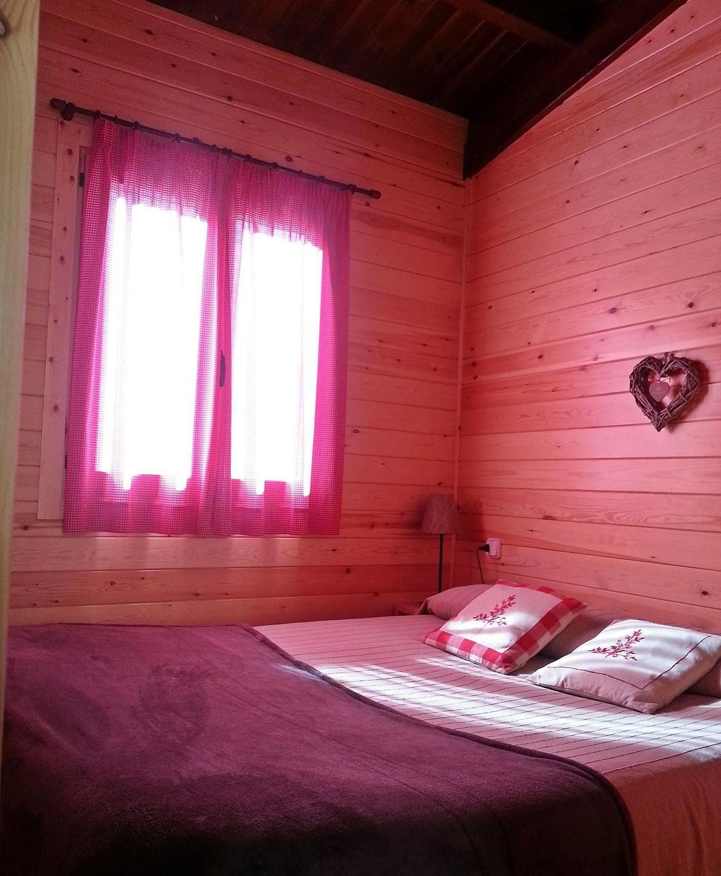 Bungalows Nou Camping La Guingueta D'Aneu Eksteriør bilde